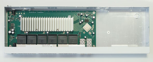 MikroTik CRS326-24G-2S+RM L2 Комутатор 24 порти керований - Зображення 3