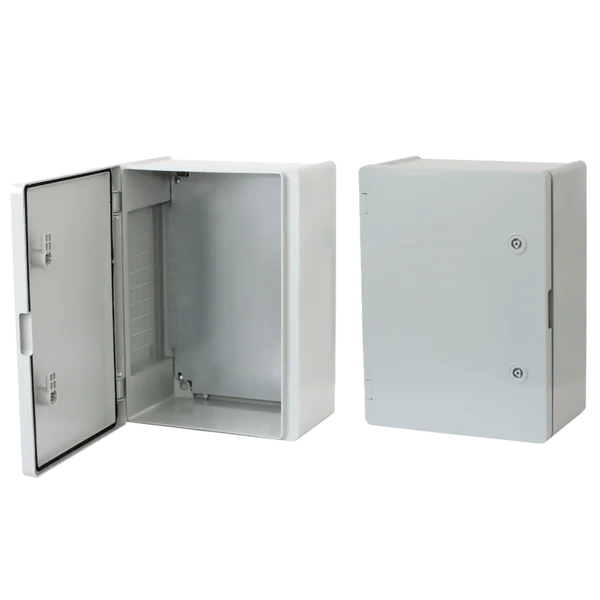 ERKA 024 Щит з монтажною панеллю, опалові дверцята, IP 65